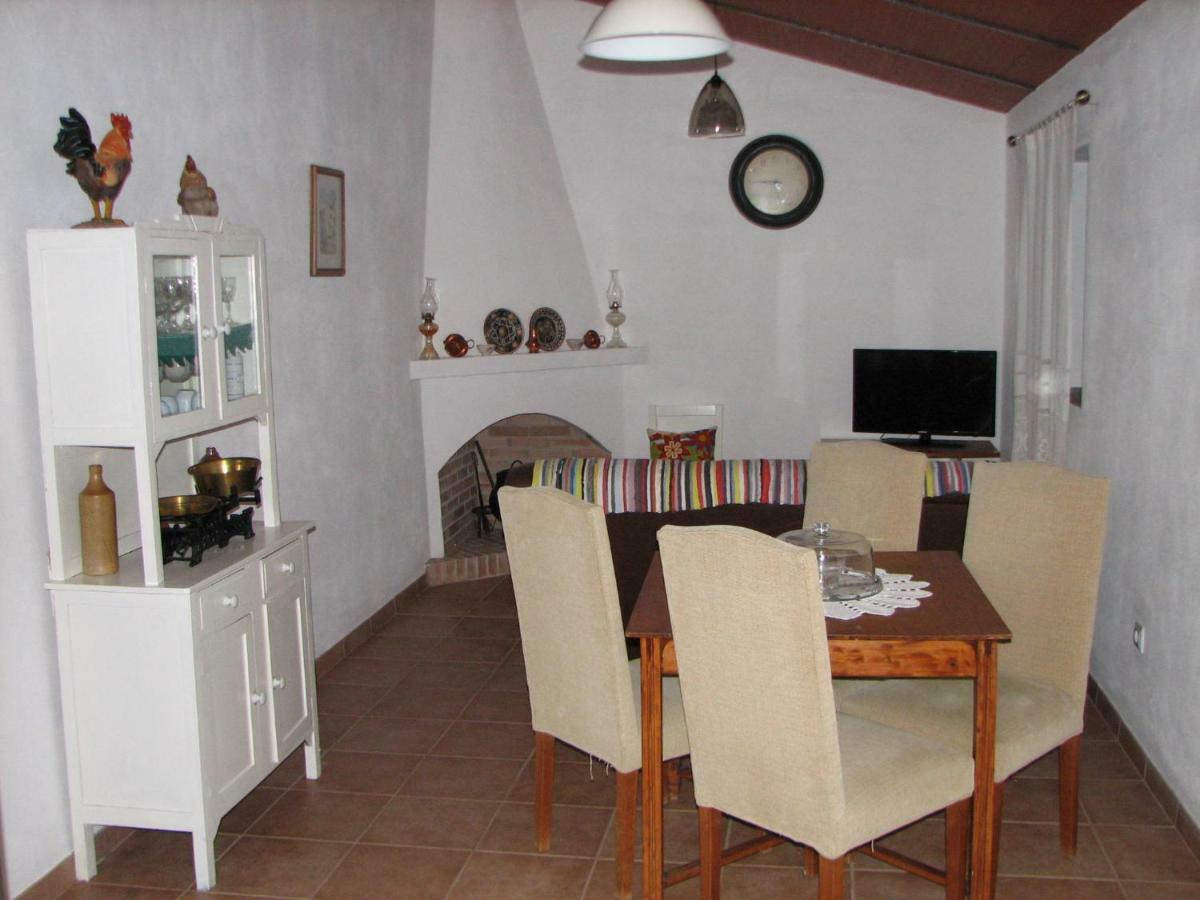 הוילה Mértola Casa Da Avo Mina מראה חיצוני תמונה